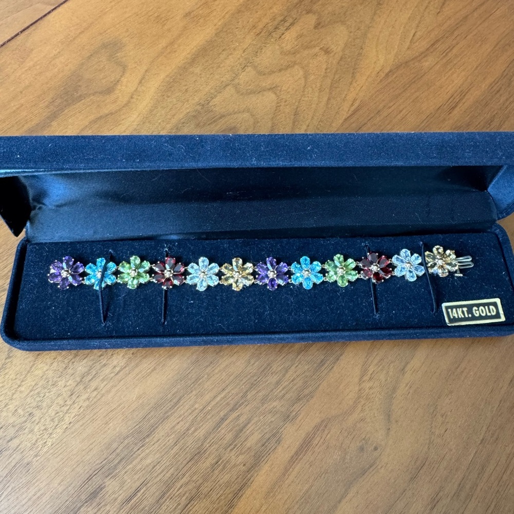 Floral Multicolor Bracelet
